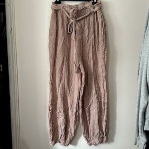 Free People only worn once loose comfy pants. perfect for the spring/summer!